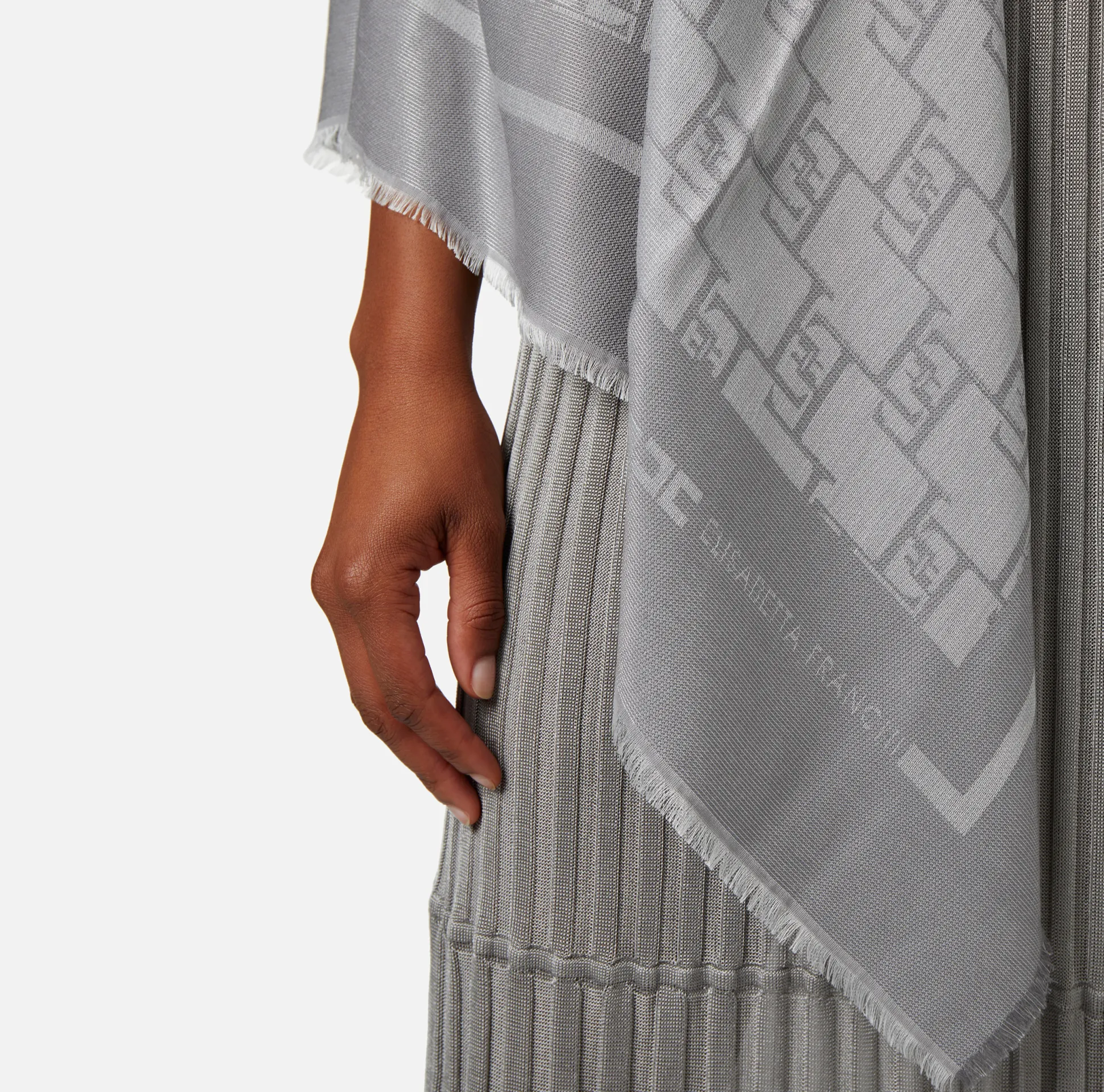 Elisabetta Franchi Mostra Tutti^Pashmina In Viscosa Lurex Jacquard